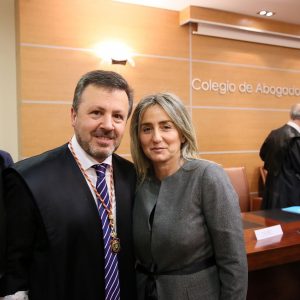 ilagros Tolón asiste a la toma de posesión del nuevo decano del Colegio de Abogados de Toledo
