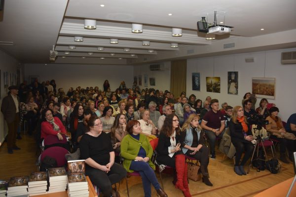 Presentación libro Macarena Alonso 03