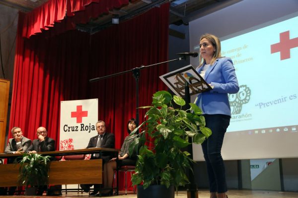 02_entrega_diplomas_cruz_roja