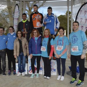 nas 400 personas participan en la III Carrera y Marcha Solidaria que cierra los actos organizados por el Día del Autismo