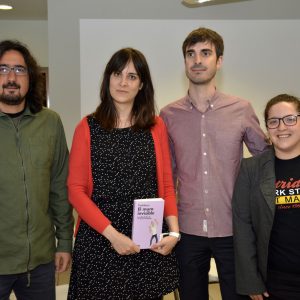 l libro “El muro invisible”, presentado hoy en Toledo, analiza las dificultades que deben afrontar los jóvenes en la actualidad