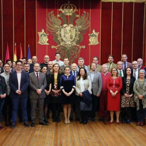 a alcaldesa recibe a la delegación de las Ciudades Patrimonio de la Humanidad que participa en el seminario ‘Turismo Seguro’