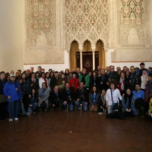 a familia Saltiel visita la ciudad para reencontrarse con su pasado y recibe la bienvenida del Ayuntamiento en el Museo Sefardí