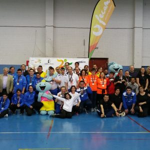 l Ayuntamiento participa en la entrega de trofeos del XVI Campeonato  Regional de Tenis de Mesa