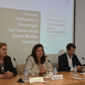 l Consistorio patrocina la charla “Turismo, patrimonio y tecnología: las claves de un nuevo modelo turístico”