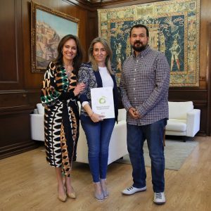ilagros Tolón anuncia que la capital regional iluminará de verde los monumentos más emblemáticos para sensibilizar sobre la ELA