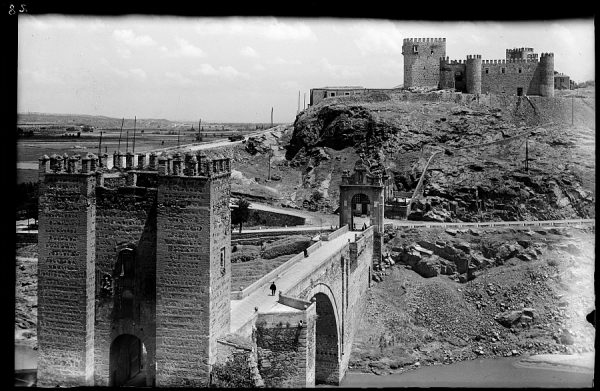 0047 - Puente de Alcántara y castillo de San Servando