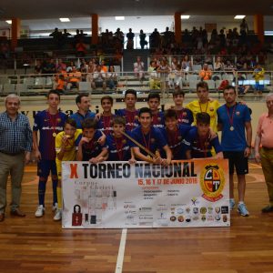 l Ayuntamiento entrega los trofeos del Torneo Nacional de Fútbol Sala Corpus en el que han participado más de 400 deportistas