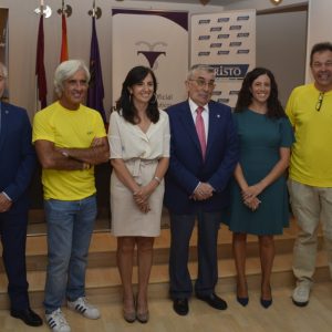 l Consistorio respalda la iniciativa solidaria de los empleados de Aristo Pharma que ha recalado hoy en Toledo