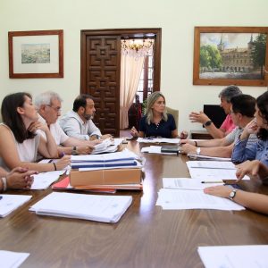 a Junta de Gobierno Local adjudica las obras de mejora del entorno de la pista de atletismo del Polígono