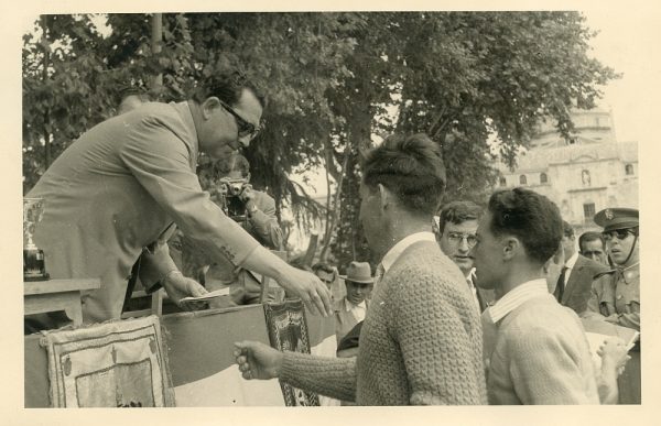 MMH-045-XI Concurso provincial de Albañilería en Paseo de Merchán_1964 - Fot Flores