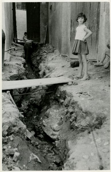 MMH-230-Obras de urbanización en la calle y plaza Buzones_1959 - Fot Flores