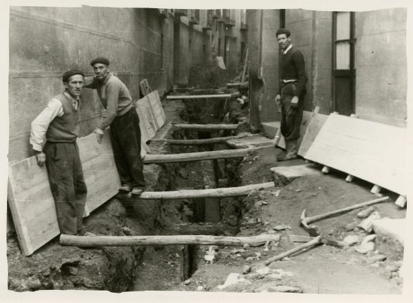 MMH-264-Obras de urbanización en la calle de San Ginés_1960 - Fot Celestino