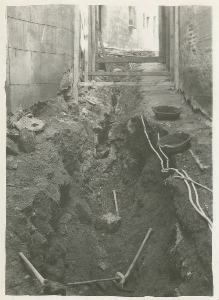 MMH-266-Obras de urbanización en el callejón de San Ginés_1960 - Fot Celestino