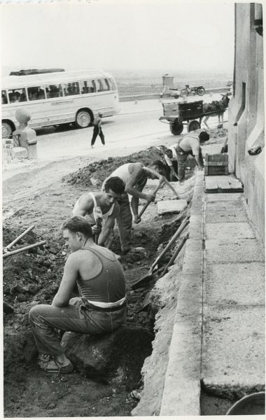 MMH-297-Obras de urbanización en la calle de Núñez de Arce_1960 - Fot Flores