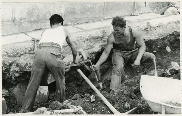 MMH-299-Obras de urbanización en la calle de Núñez de Arce_1960 - Fot Flores