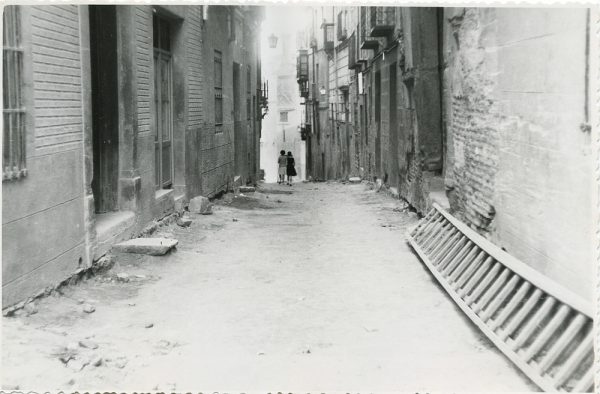 MMH-304-Obras de urbanización en la calle de Núñez de Arce_1960 - Fot Flores