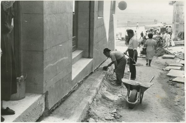 MMH-306-Obras de urbanización en la calle de Núñez de Arce_1960 - Fot Flores