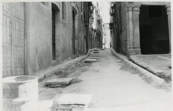 MMH-307-Obras de urbanización en la calle de Núñez de Arce_1960 - Fot Flores