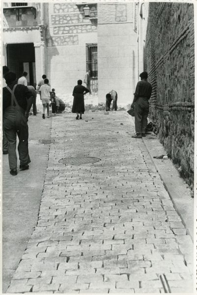 MMH-315-Obras de urbanización en la calle de Núñez de Arce_1960 - Fot Flores