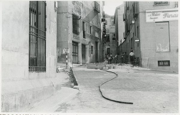 MMH-321-Obras de urbanización en la calle de Núñez de Arce_1960 - Fot Flores