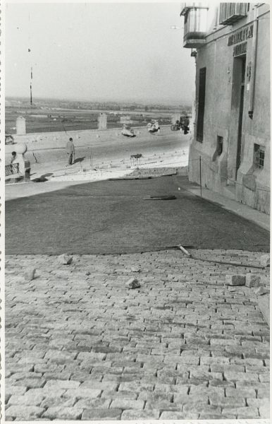 MMH-324-Obras de urbanización en la calle de Núñez de Arce_1960 - Fot Flores