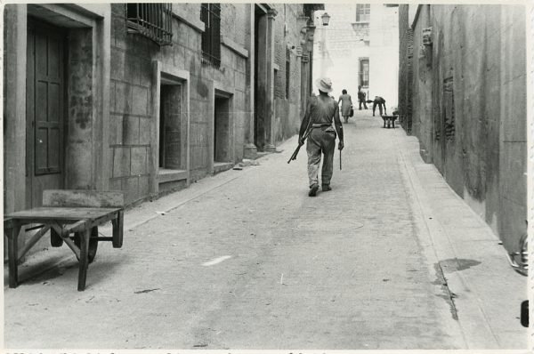 MMH-326-Obras de urbanización en la calle de Núñez de Arce_1960 - Fot Flores