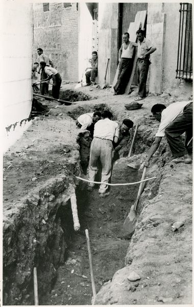 MMH-334-Obras de urbanización del callejón de San José_1960 - Fot Flores