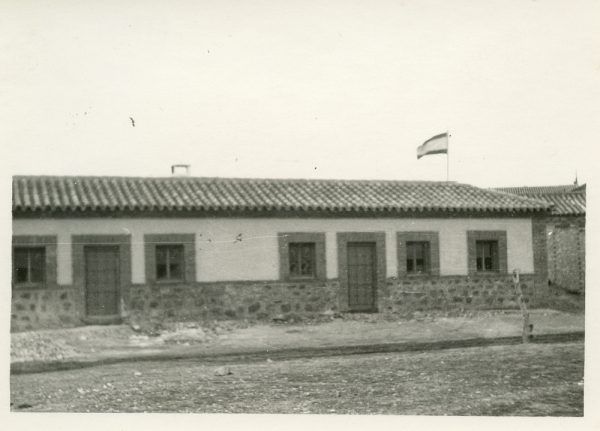 MMH-383-Obras de contrucción de viviendas unifamiliares en Santa Bárbara_1960