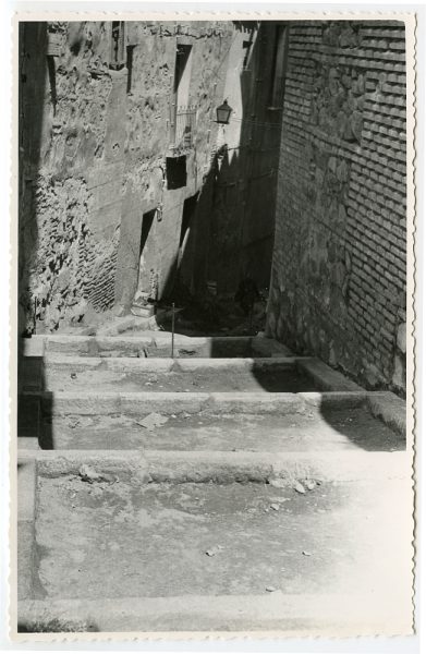 MMH-465-Obras de urbanización en la cuesta del Águila_1961 - Fot Flores