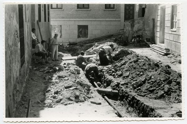 MMH-470-Obras de urbanización en el Corral de la Campana_1961 - Fot Flores