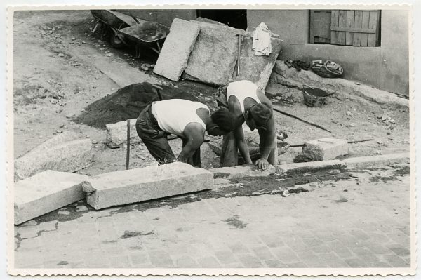 MMH-473-Obras de urbanización en el Corral de la Campana_1961 - Fot Flores