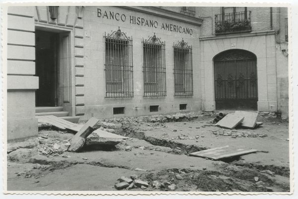 MMH-501-Obras de urbanización en la calle Nueva_1961 - Fot Flores