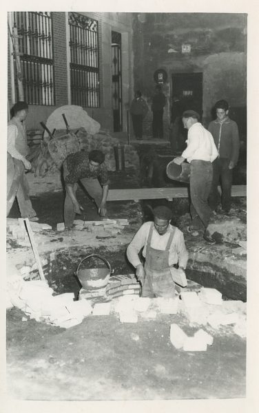 MMH-503-Obras de urbanización en la calle de las Cadenas_1961 - Fot Flores