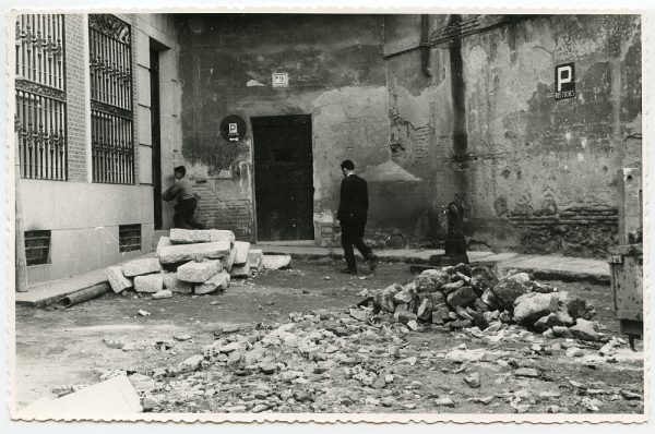 MMH-520-Obras de urbanización en la calle de las Cadenas_1961 - Fot Flores