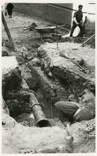 MMH-522-Obras de urbanización en la calle de las Cadenas_1961 - Fot Flores