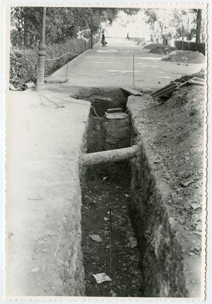 MMH-554-Obras de urbanización en el paseo de Merchán_ ca 1963 - Fot Flores