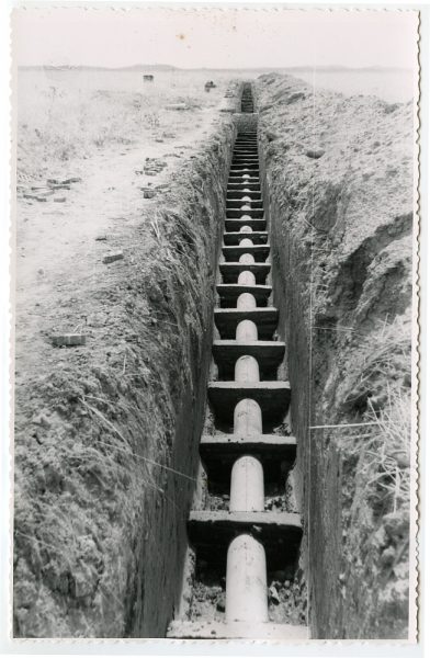 MMH-579-Obras de abastecimiento de agua en paraje desconocido_ca 1963 - Fot Flores