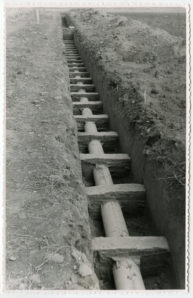 MMH-580-Obras de abastecimiento de agua en paraje desconocido_ca 1963 - Fot Flores