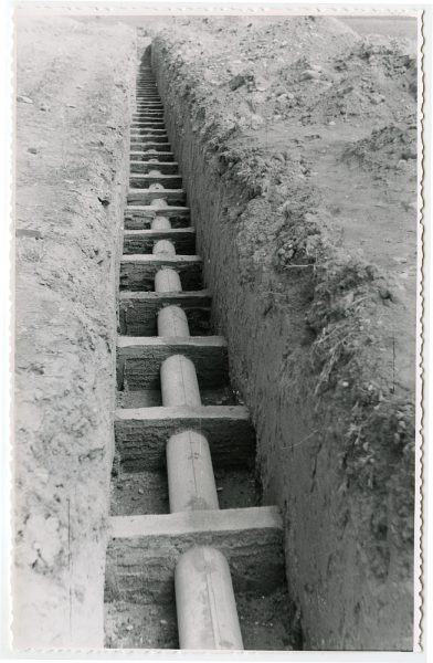 MMH-581-Obras de abastecimiento de agua en paraje desconocido_ca 1963 - Fot Flores