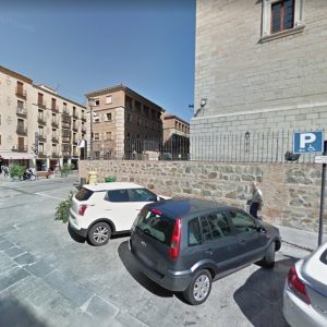 l dispositivo de tráfico de Luz Toledo contempla un aparcamiento para vehículos con tarjeta de discapacidad junto al hotel Alfonso VI