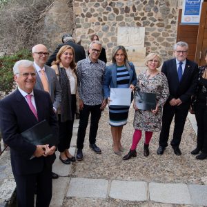ilagros Tolón destaca a María Antonia Ricas y Ricardo Martín como “dos grandes orfebres de la fotografía y la palabra”