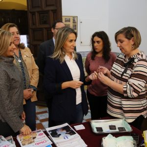 a alcaldesa respalda la campaña de información y sensibilización de ADITO en el Día Mundial de la Diabetes