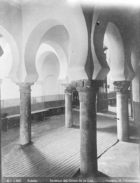 1707 - Toledo. Interior del Cristo de la Luz - Foto del Archivo Municipal de Córdoba