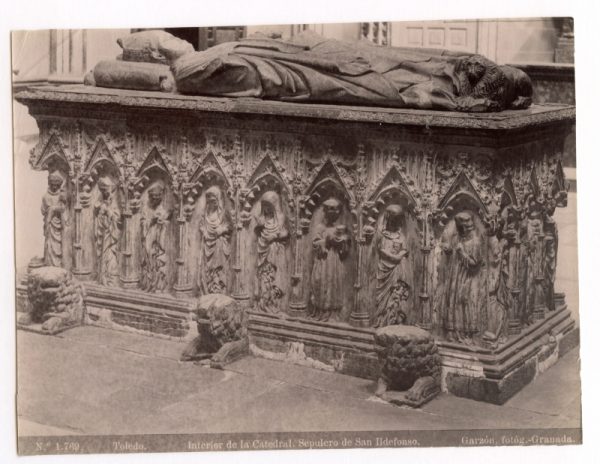 1769 - Toledo. Interior de la Catedral. Sepulcro de San Ildefonso