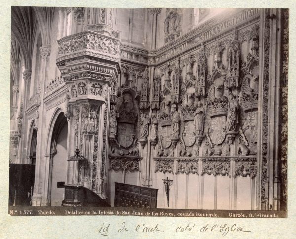 1777 - Toledo. Detalles en la Iglesia de San Juan de los Reyes, costado izquierdo