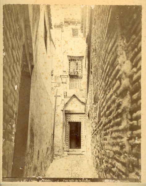 1841 - Toledo. Una calle de la ciudad [Callejón de la Soledad]
