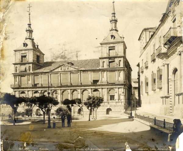1880 - Toledo. Plaza del Ayuntamiento