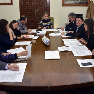 l gobierno municipal continúa adjudicando nuevas obras: 400.000 euros para la Escuela de Idiomas, Oficina de Turismo y vial en Escuela de Gimnasia