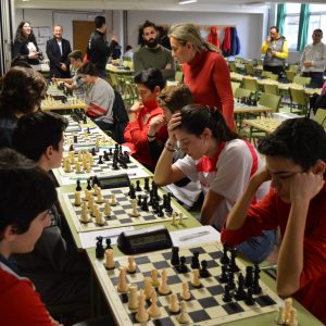 os cinco clubes de ajedrez de la ciudad participan en el Campeonato en Edad Escolar y reciben el apoyo de la alcaldesa